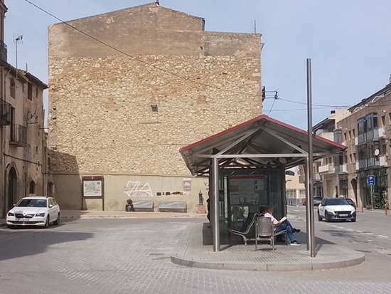 Estació de bus de Montblanc buida