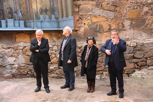 arquebisbe visita excavacions Catedral