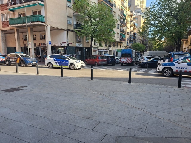MOSSOS D'ESQUADRA