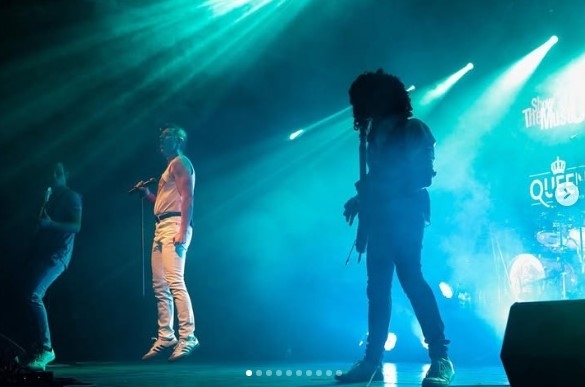 SHOW MUST GO ON TRIBUTE QUEEN