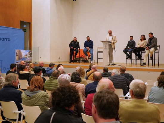 reunió veïnat carrer Filadors