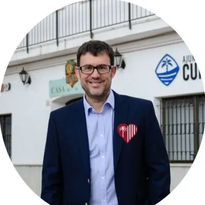 Ab1a45b038aea2b07d08f945749eae58 - InfoCamp