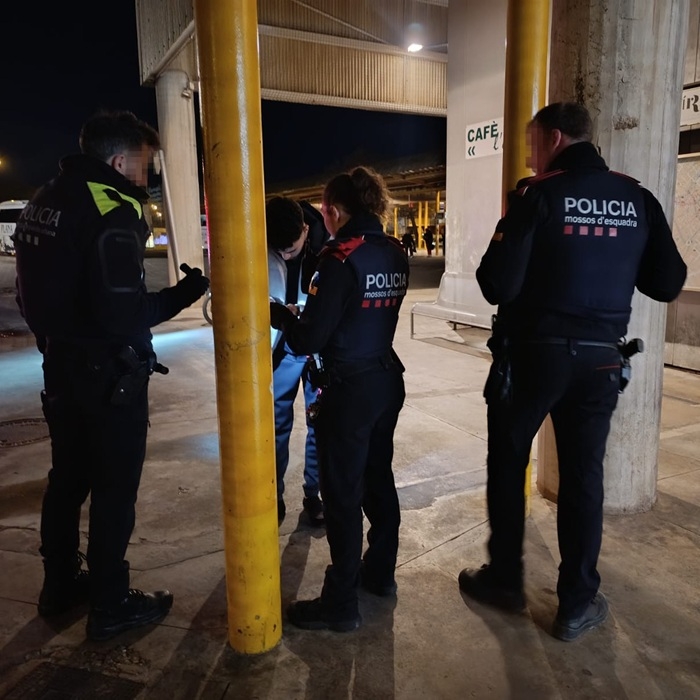MOSSOS D'ESQUADRA