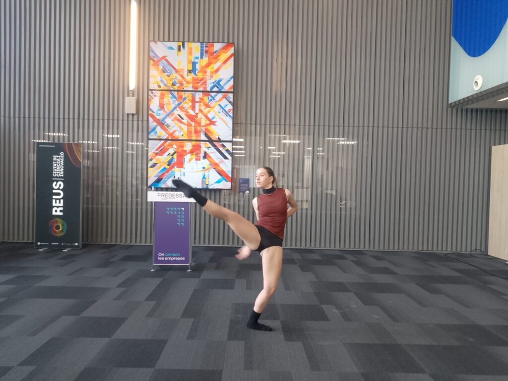 dansa obra digital tecno redessa