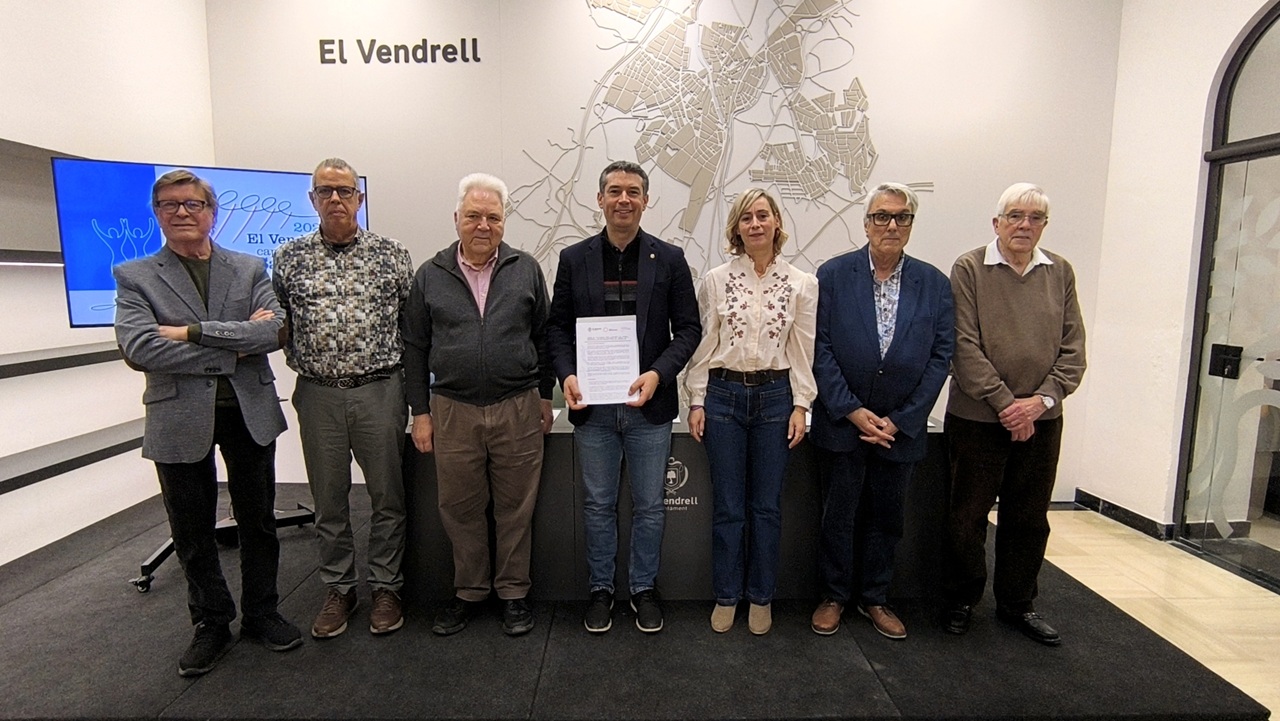 Signatura Conveni Capital Sardana El Vendrell - InfoCamp
