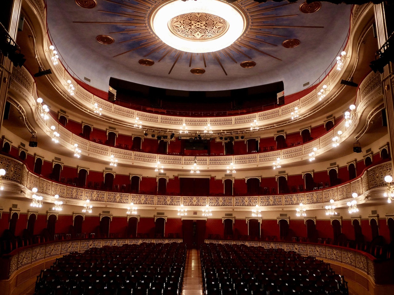 Teatre Fortuny Buit - InfoCamp