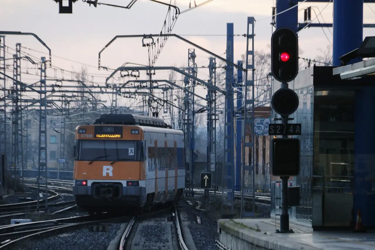 Tren R13 Lleida A BCN - InfoCamp