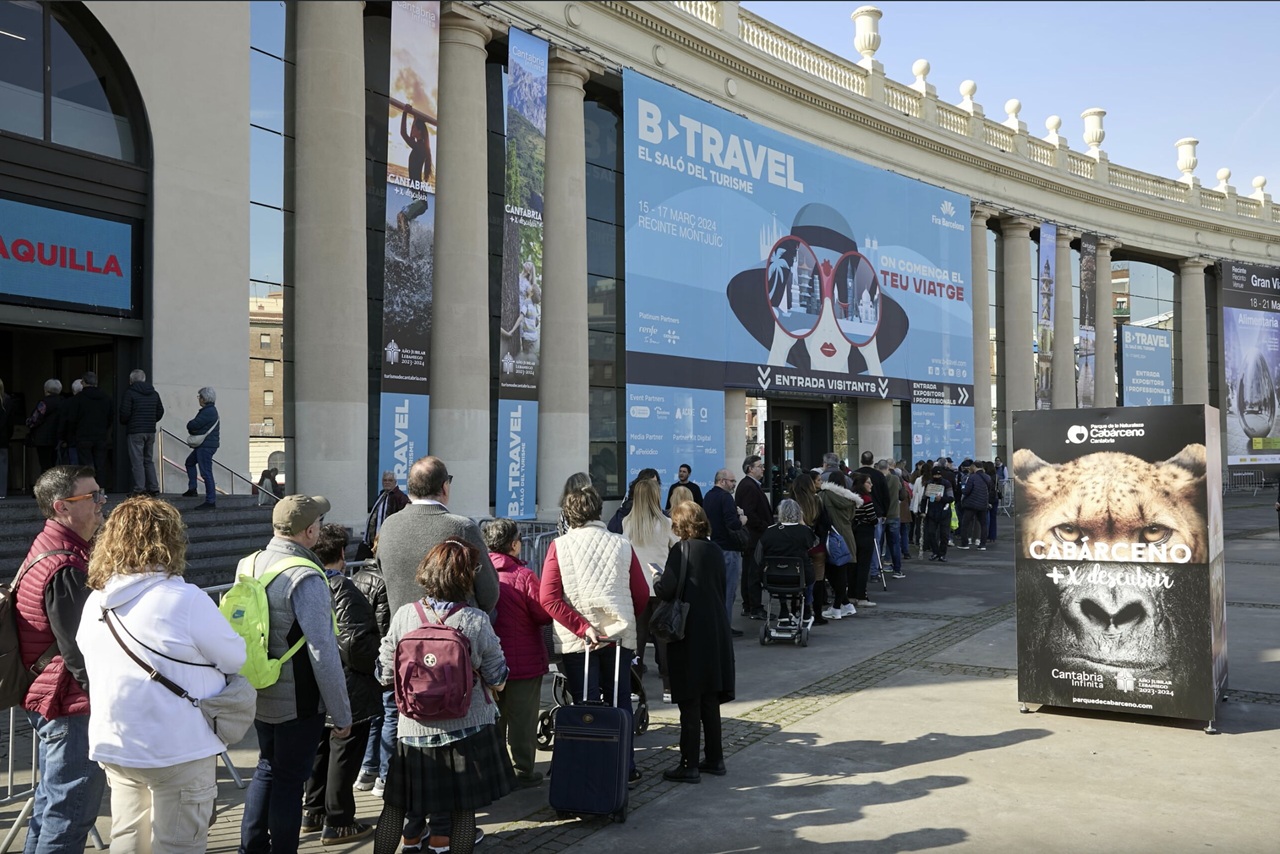 b travel exterior