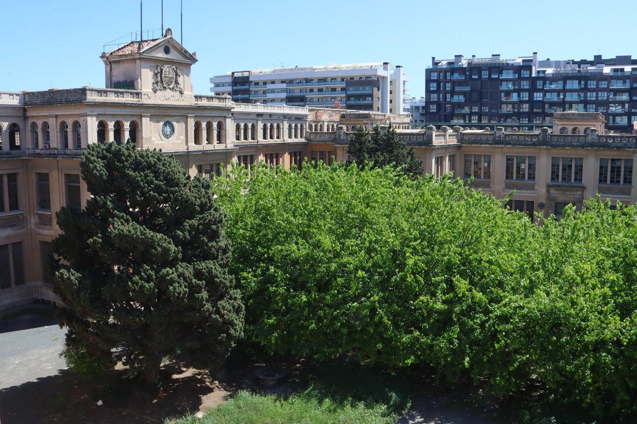 tabacalera jardins i facana principal
