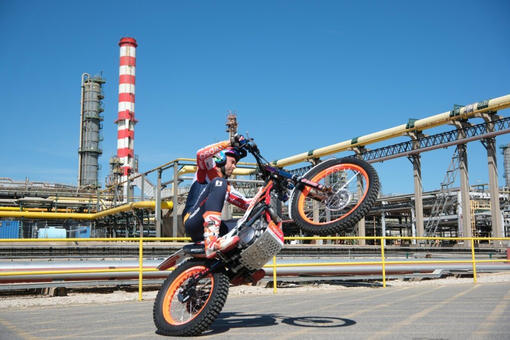 exhibicio toni bou a repsol
