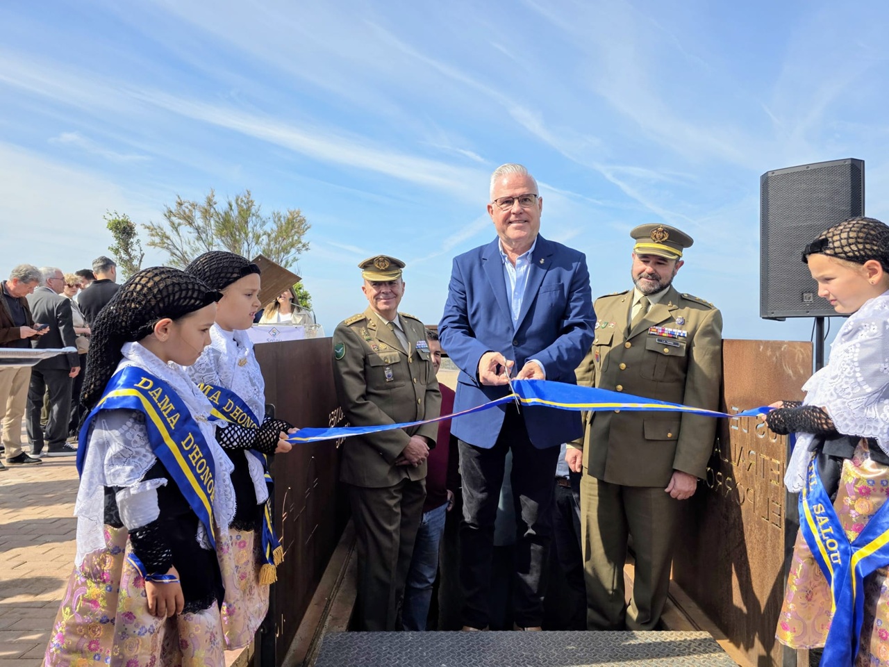 granados inaugura nius metralladores
