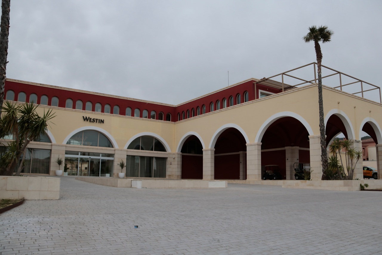 hotel bongolf exterior