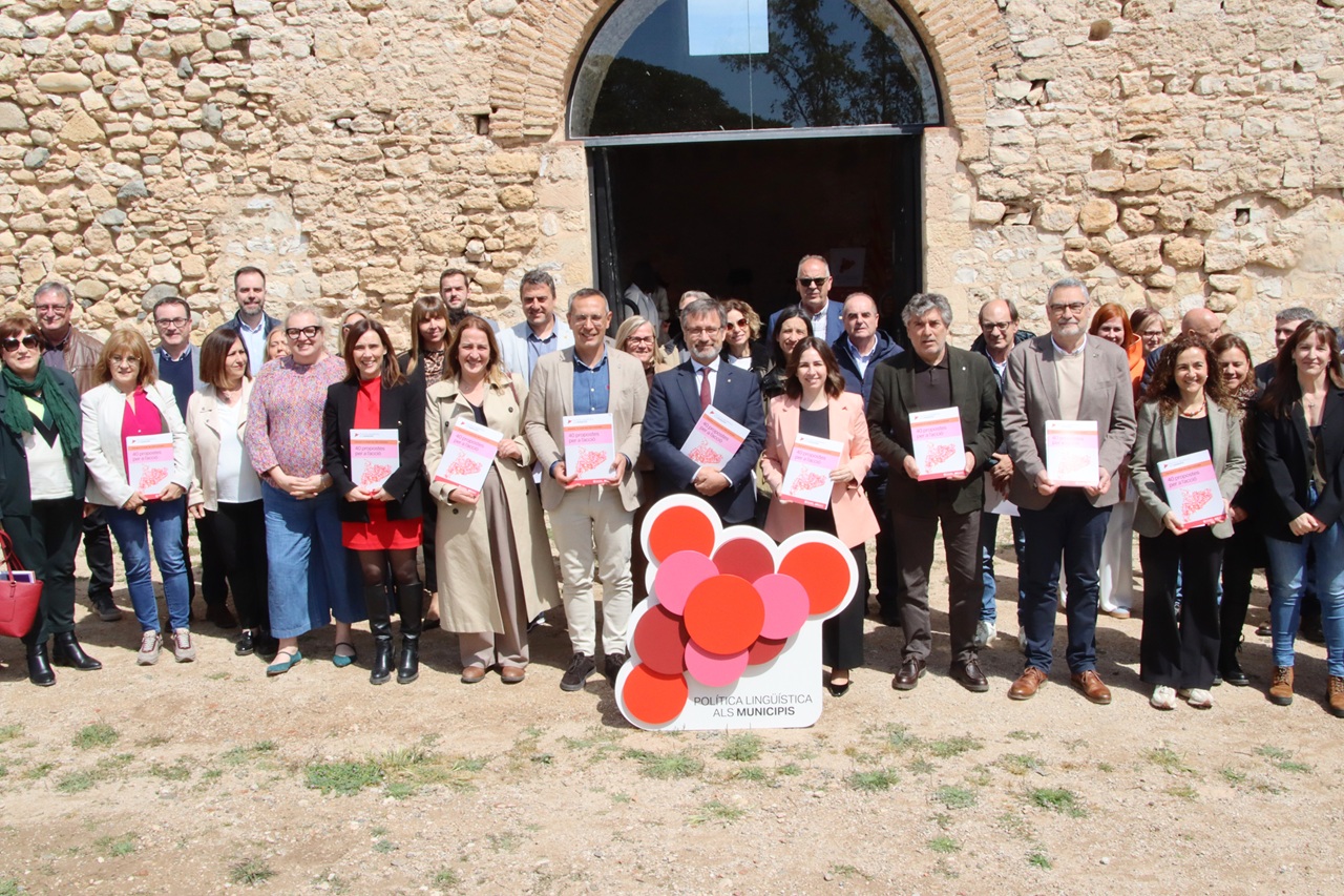 presentació impuls local de català a centcelles