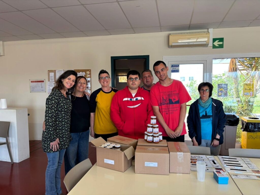 repartiment melmelada amarga fundació onada