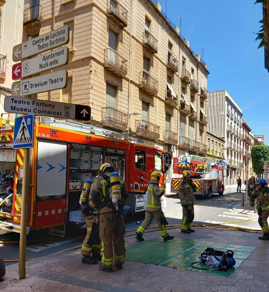 bombers solar incendi raval robuster i raseta de sales