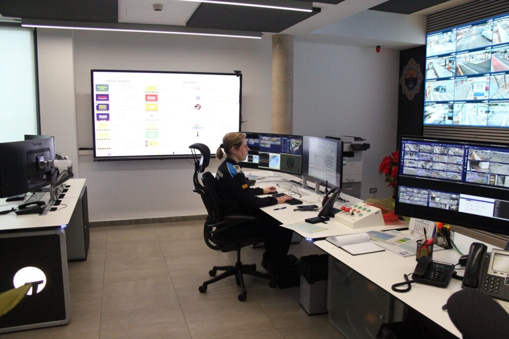 jessica linares sala control