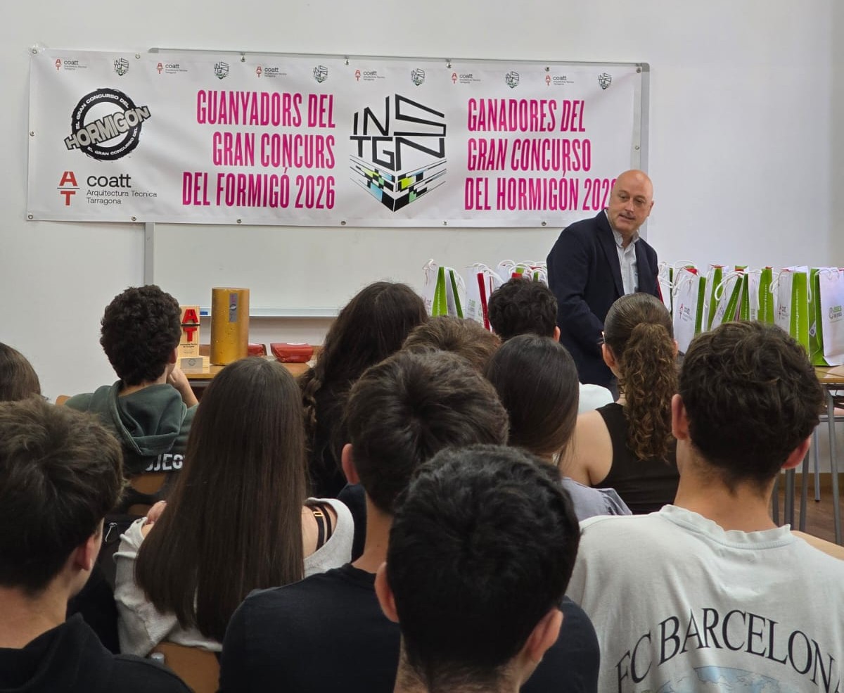 xavier llorens entrega premi concurs formigó ins tarragona