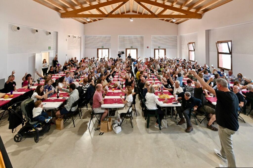 brindis grupal assistents fideuà forès