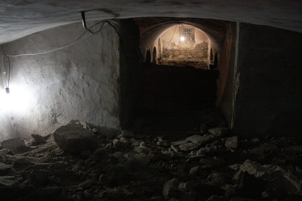 cripta sant agustí interior