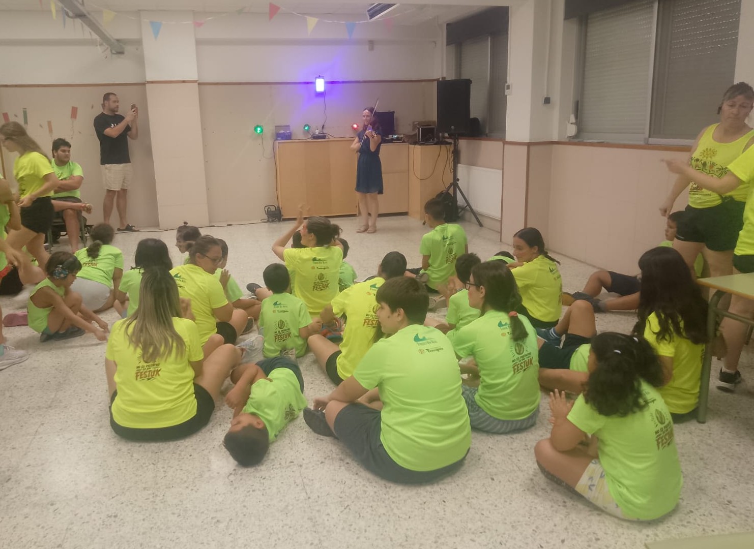 misha violinista casal autisme tgna